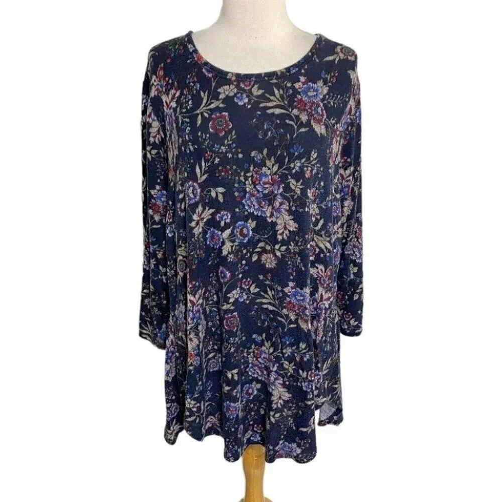 Lane Bryant Tunic 18/20 Blue Floral‎ Sharkbite Hem 3/4 Sleeve Scoop Neck Top